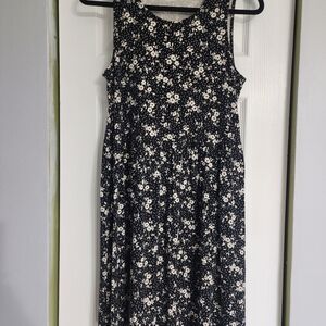 Old Navy Black and White Floral Midi  Dress Size M